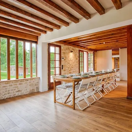 Villa Paseo - 11 Bedrooms - Large Heated Swimming Pool - Near Deauville