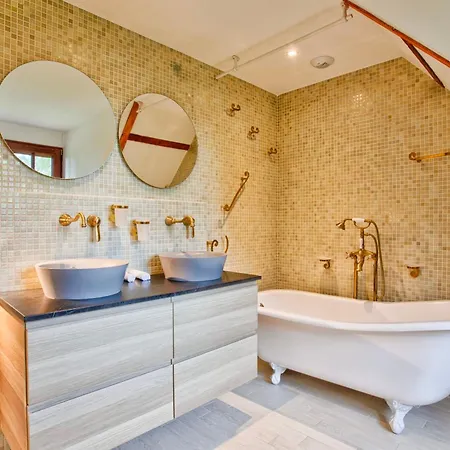 Villa Paseo - 11 Bedrooms - Large Heated Swimming Pool - Near Deauville *