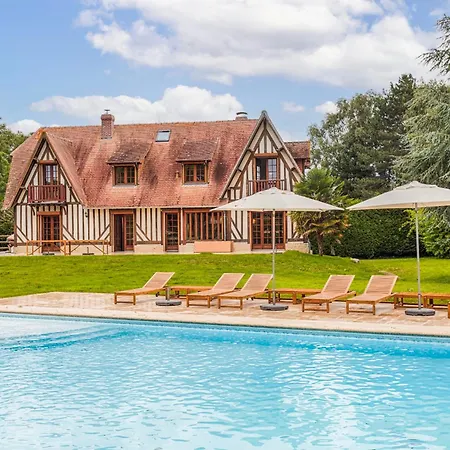 Villa Paseo - 11 Bedrooms - Large Heated Swimming Pool - Near Deauville