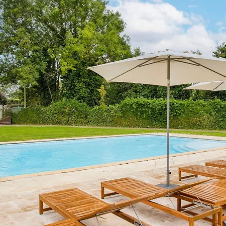 Paseo - 11 Bedrooms - Large Heated Swimming Pool - Near Deauville Villa Bonneville-sur-Touques